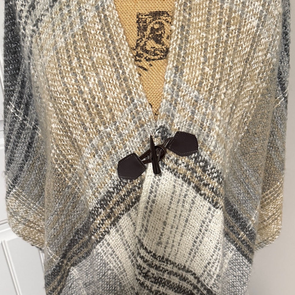 Houndstooth Plaid Women's Sweater Poncho Wrap One Size - Picture 2 of 4
